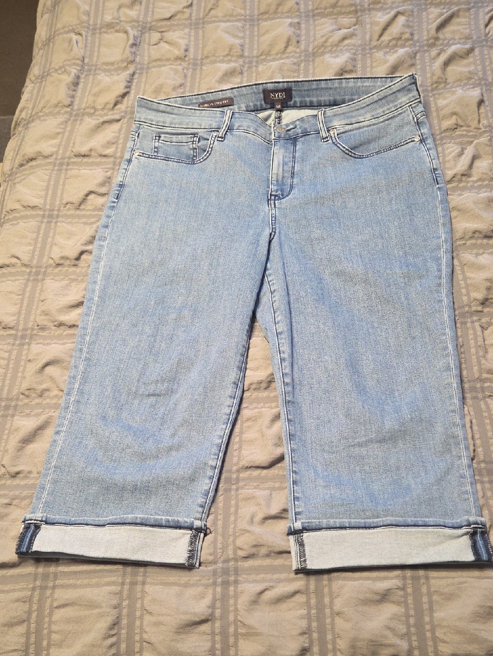 14P NYDJ Light Wash Cropped & Cuffed Jeans, Like-New Condition!